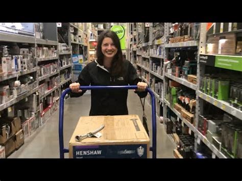 Meet Hannah’s MOM! Shopping during a HURRICANE! Lowe’s